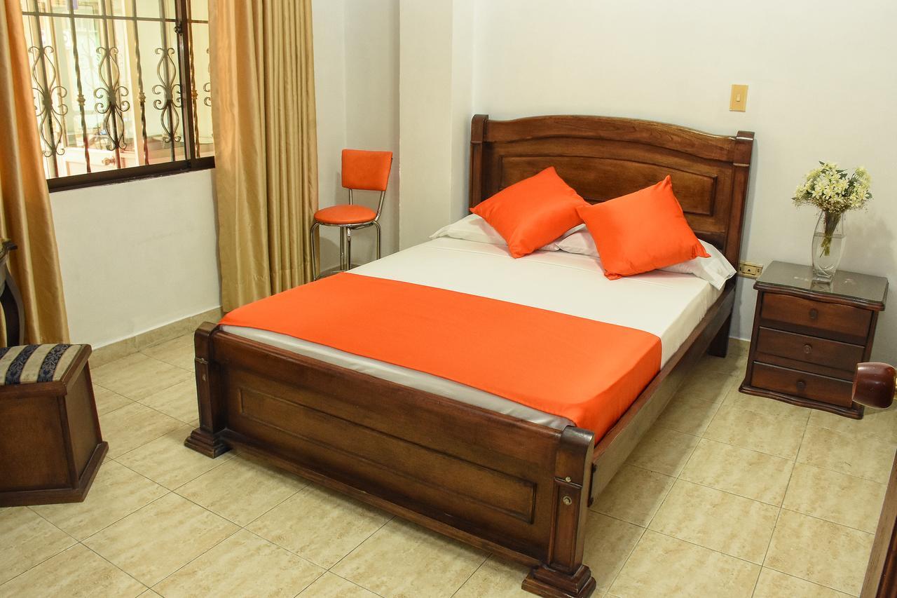 Hotel El Lago 2 Pereira Ngoại thất bức ảnh